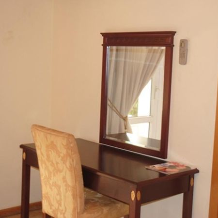 Hotel Georgia Акра Екстериор снимка