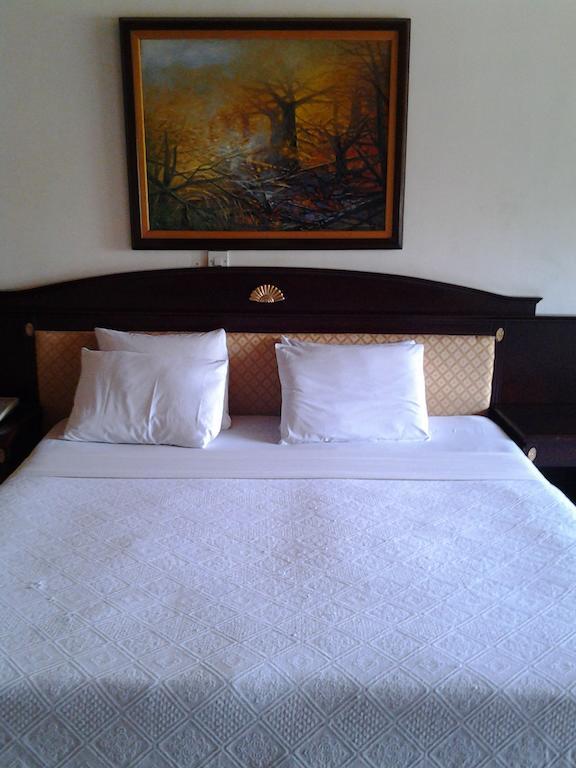 Hotel Georgia Акра Екстериор снимка